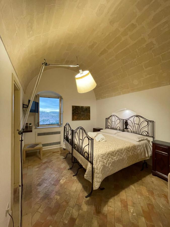 לינה וארוחת בוקר מטרה Dimora La Gravina מראה חיצוני תמונה