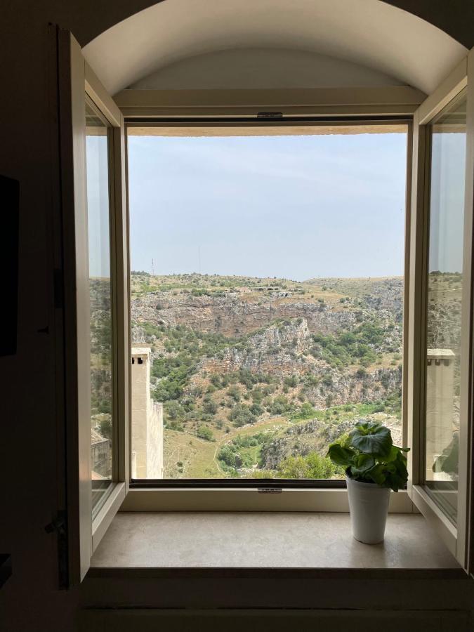 לינה וארוחת בוקר מטרה Dimora La Gravina מראה חיצוני תמונה