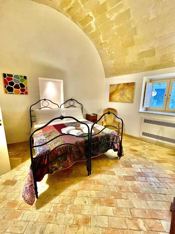 לינה וארוחת בוקר מטרה Dimora La Gravina מראה חיצוני תמונה