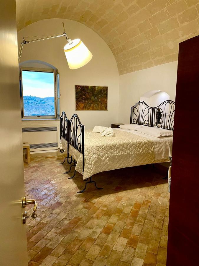 לינה וארוחת בוקר מטרה Dimora La Gravina מראה חיצוני תמונה